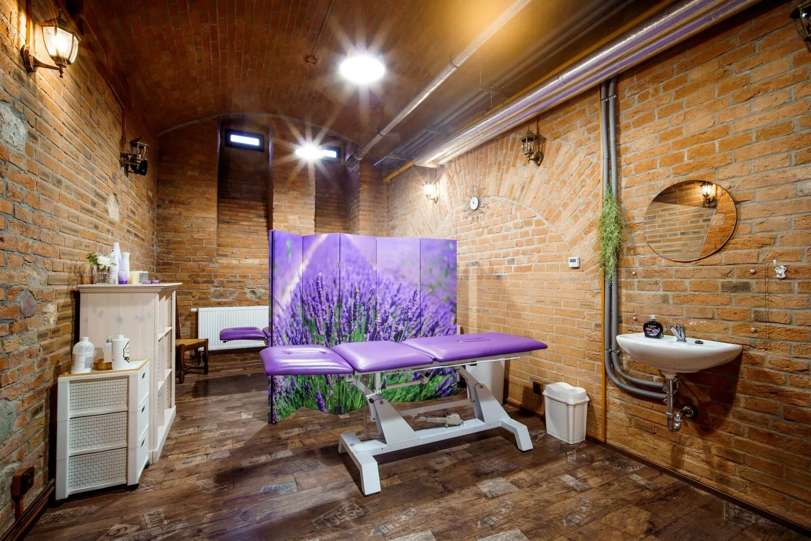 Relaxation zone with a beer bath
